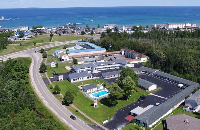 Starlite Budget Inn