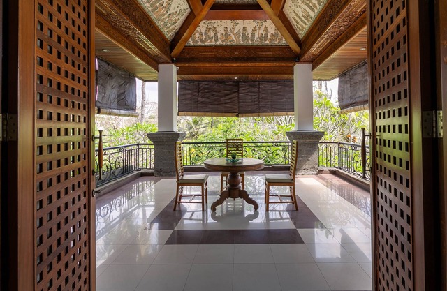 Starloka Saba Bali