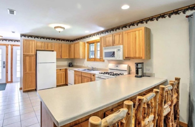 Starved Rock Adventure Villa