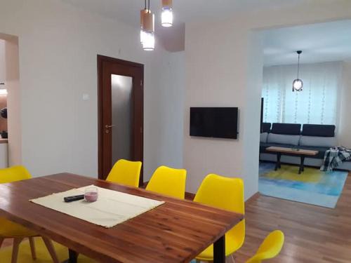 Statevi Guest Apartment 1