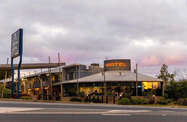 Station Motel