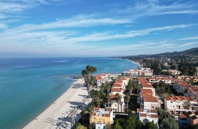 Stay at Beachfront Villa Lilia in Pefkohori, Halkidiki for a Dreamy Vacation