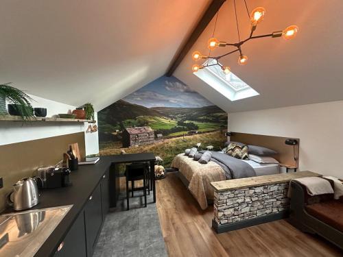 Stay at Posh Garage