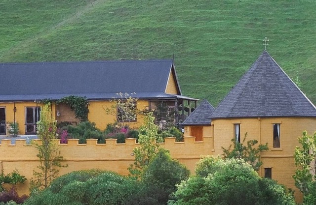 Stay at your own castle! Unique venue, close to vineyards, art & National Parks