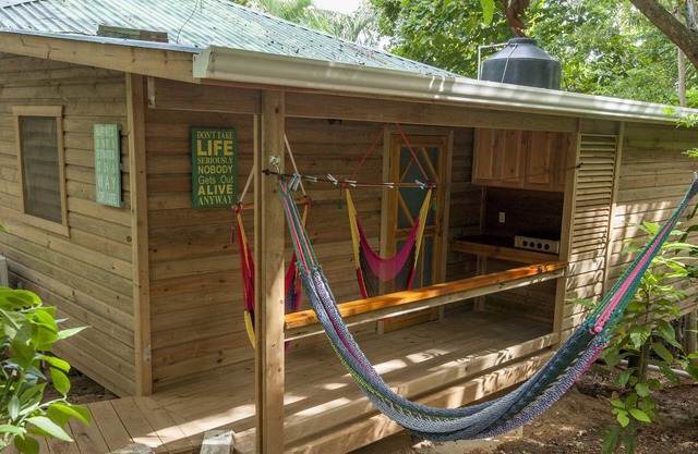 Casita Jardín, Blue Island Divers Resort