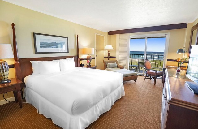 Stay In Comfort at Kauai Beach Resort, 4 Pools!