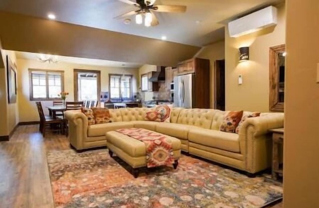 Stay in Glacier National Park @ Apgar Lookout Retreat, Suite 5--Private Deck!!