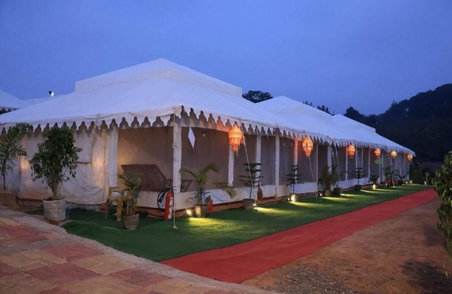 Stay In Kumbh