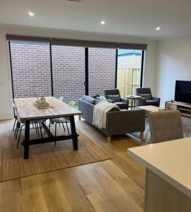 Stay in Rockbank, West Melbourne