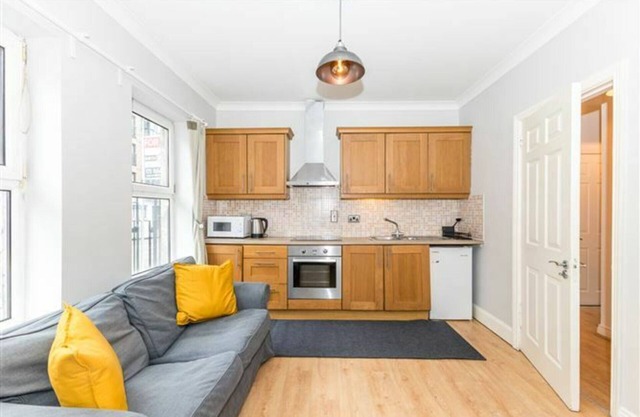 Stay in the heart of Dublin.