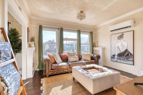 Stay Portland - Laurelhurst Dream on Restaurant Row - 97 WalkScore