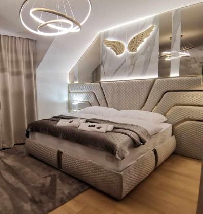 Stay PRESTIGE Apartment - Luxury Trnava, FREE INDOOR PARKING