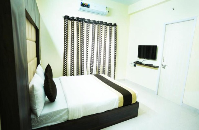 Stay Square Inn Anna Nagar