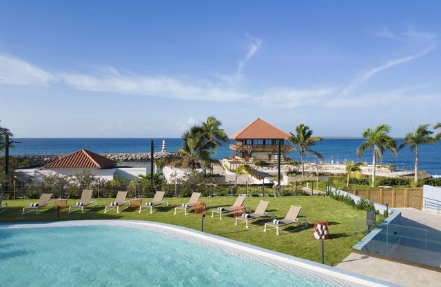 Stay Steps from Caleta Beach – Comfort in a Prime Beachside Location