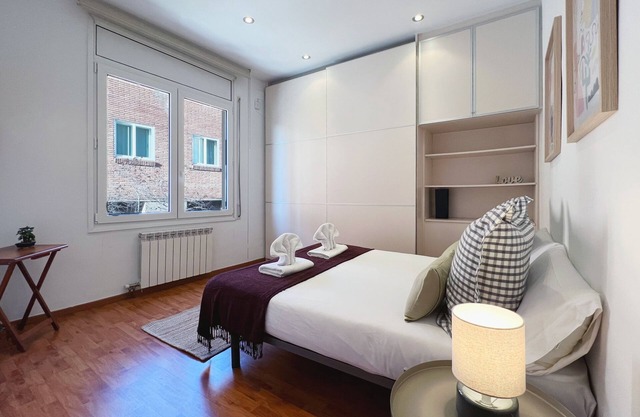 Family Apartment near to Park Guell