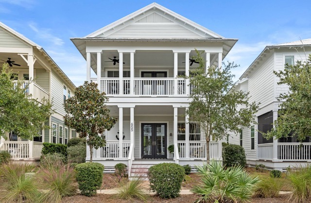 Stay Where You’re Cared For—NatureWalk Seagrove w/ Zero-Entry Pool & 4 Bikes