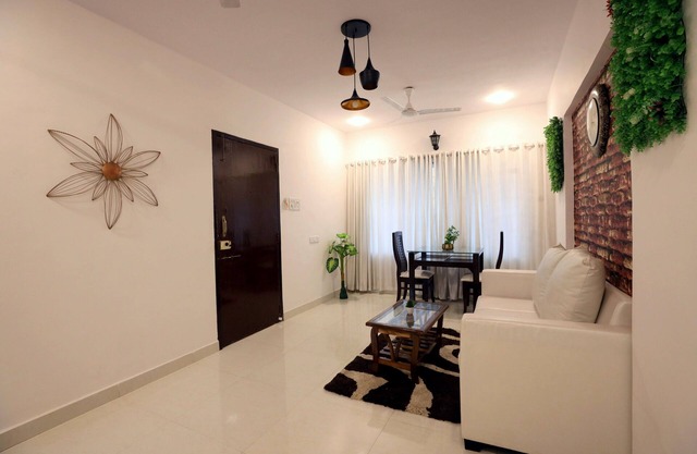 Stay with Modern Facilities and Homely Ambiance