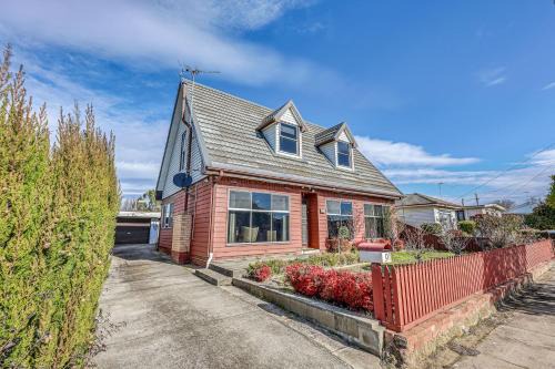 StayAU Private Two-Storey 6 Beds House Wendouree