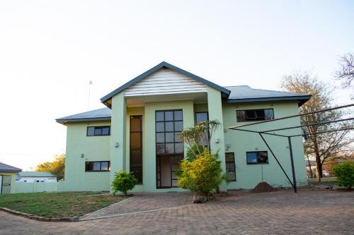 Staybridge Chobe Safari Resort