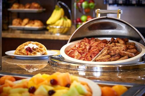 Staybridge Suites Hamilton - Downtown by IHG