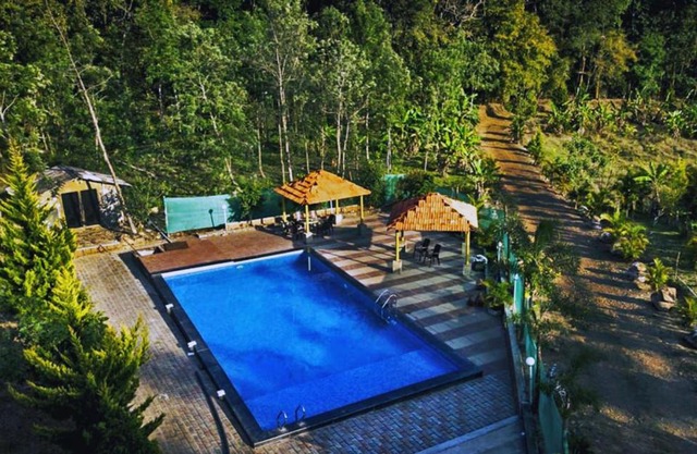 STAYMAKER Kattehole Resort