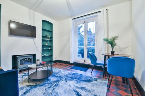 StayRight 3BR House in Pontcanna- Orchard Place