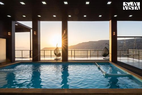 StayVista at Auburn Dusk with BBQ & Pool