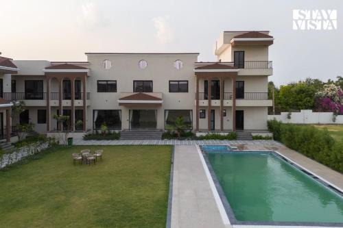 StayVista at Eleganza Villas & Resort, Jaipur