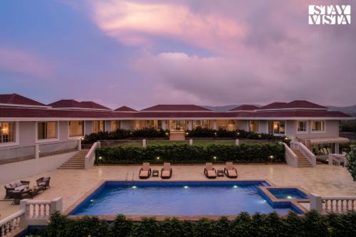 StayVista at Sicily with Pool and Wi-Fi