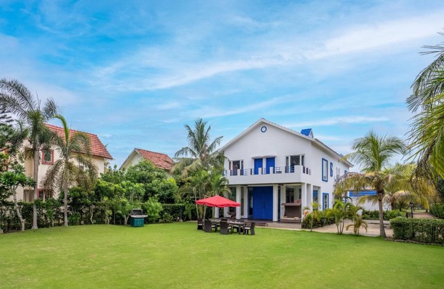 StayVista at Timeless Elegance with BBQ and Wi-Fi