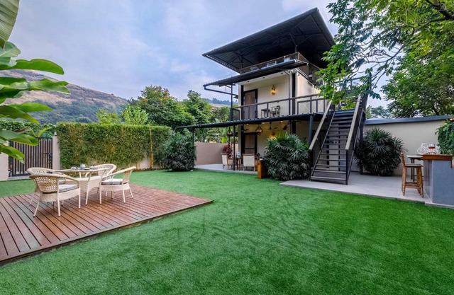 StayVista's The Annex - Cozy Retreat with Inviting Rooms and a Private Plunge Pool