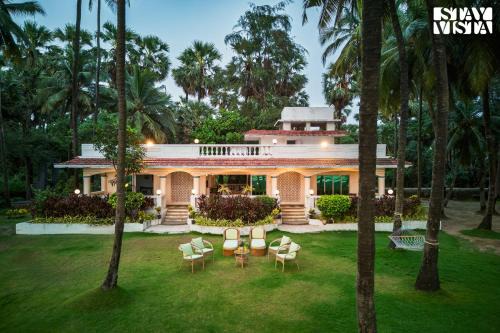 StayVista's Villa Bharat - Beachfront serenity with A spacious lawn