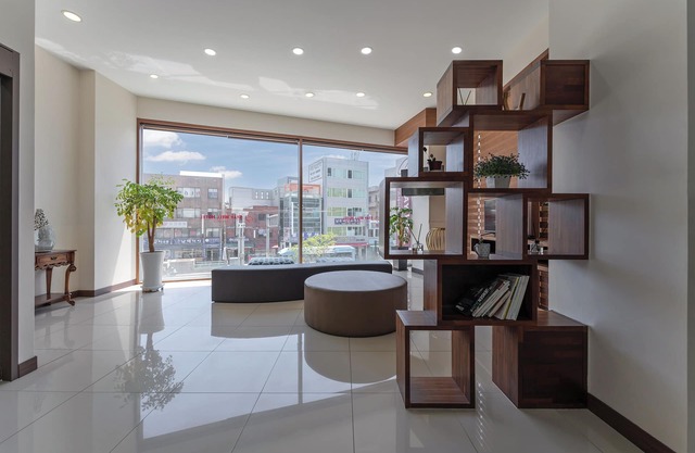 Staywell Hotel