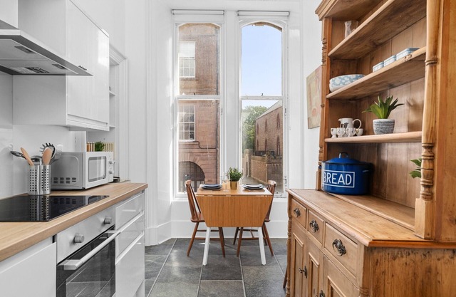 Steeple View Apartment - cosy 1 bed in Montrose