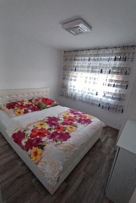 Steffi Apartment