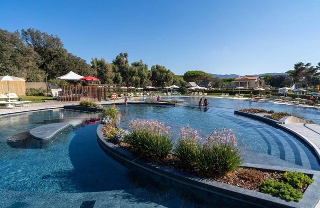 Stella del Mare Family Camping Village Chalet Deluxe für 4 Personen
