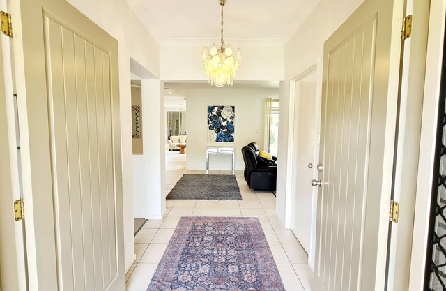Stella - A Stunning Home by the Bay