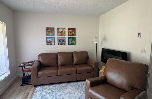 Steps away from ski, golf, and pool - Newly renovated condo