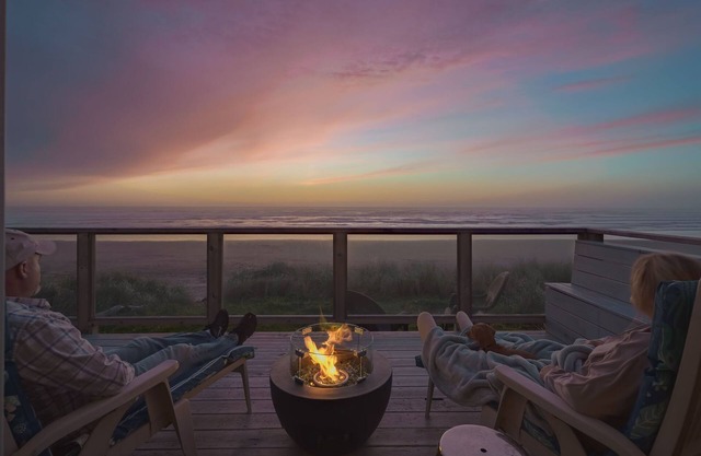 Steps From Beach! BeachView, HotTub
