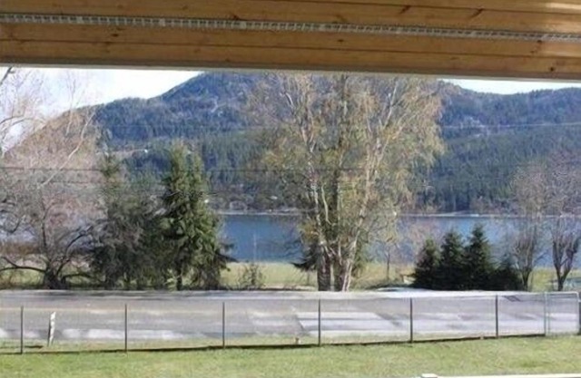 A pasos de Shuswap Lake 'Blind Bay Vacation Rental'
