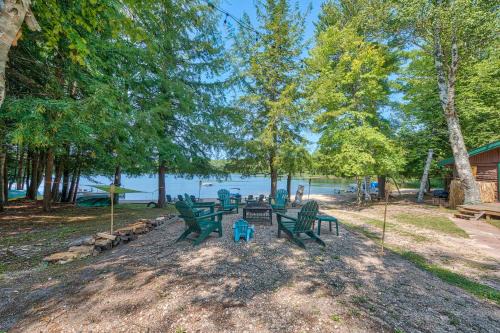 Steps to Beach Lake Cabin Retreat in Levering!