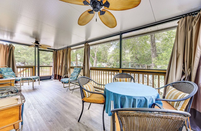 Steps to Lake Kerr: Home w/ Pool & Hot Tub Access!