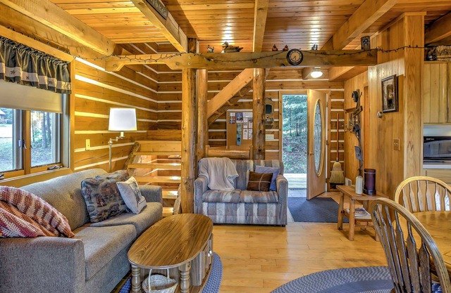 Steps to Slopes! Scenic Brule Village Cabin with a Grill