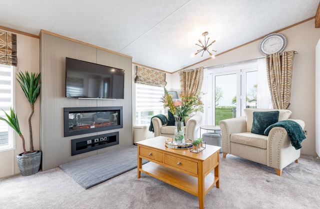 Stewarts Resort Lodge 76 - a lodge that sleeps 6 guests in 2 bedrooms