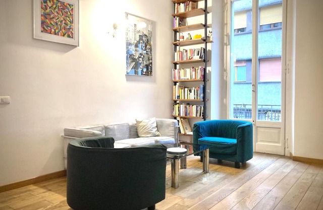 Stilish 2 bedrooms apartment with terrace, Design District - Paolo Sarpi