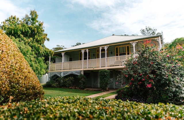 "Still in Esk" a delightful retreat on the edge of picturesque Esk country town.