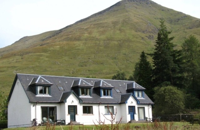 Stob Binnein Cottage