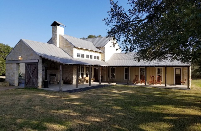 Casa de piedra en Starlight Farm