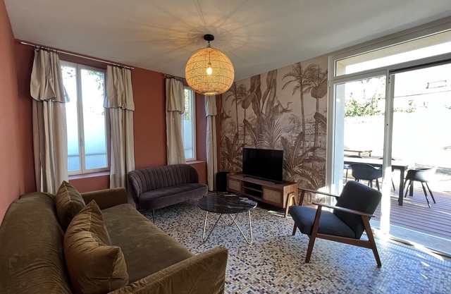 Stone house 10 minutes from the city center of Caen by bike!