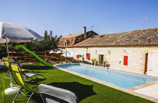 Casa de piedra de 1820 ubicada en el corazón del viñedo Monbazillac.